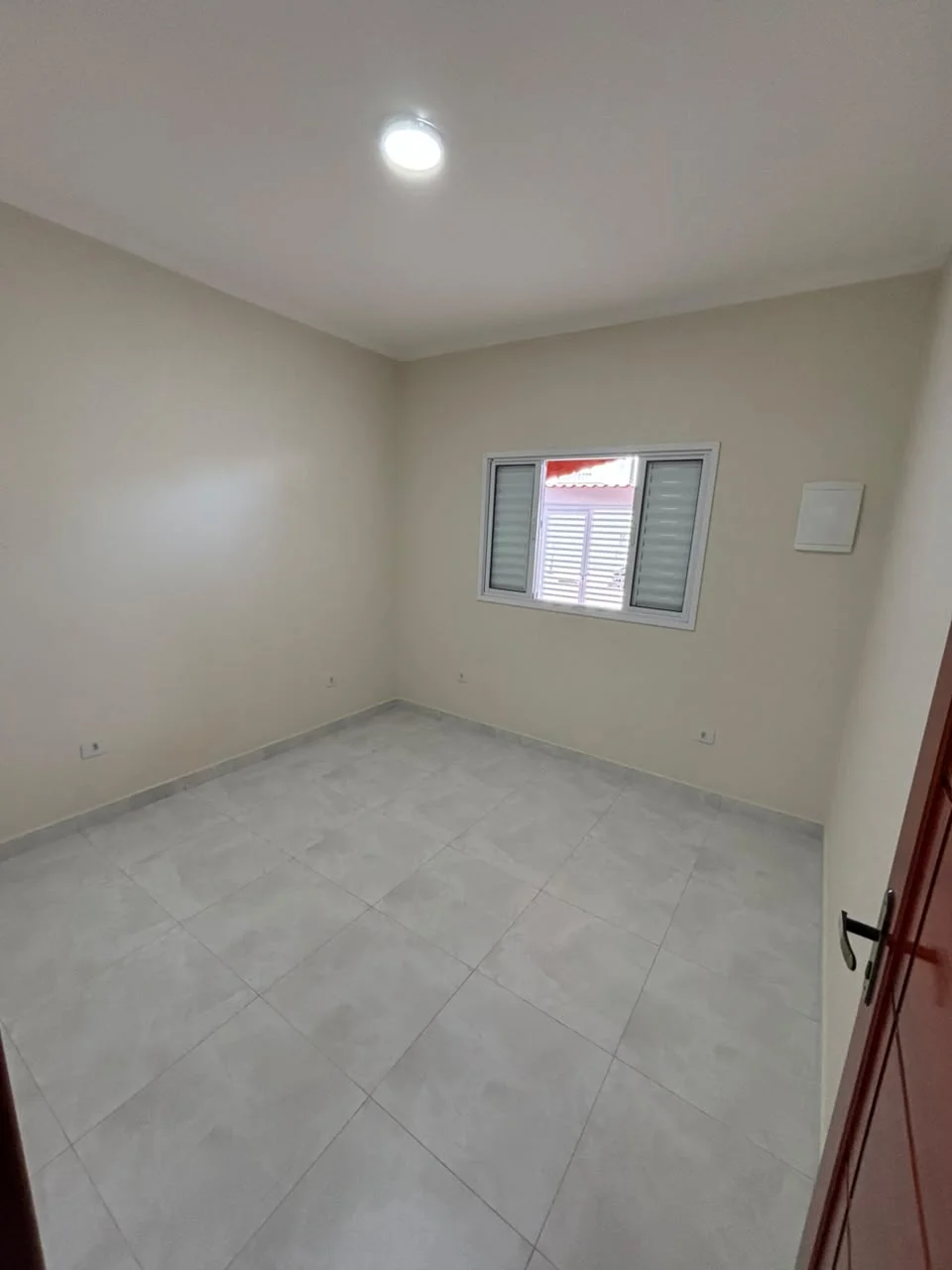 2d1b216e-e1f2-432d-ab31-d0a19ce62d03.jpg