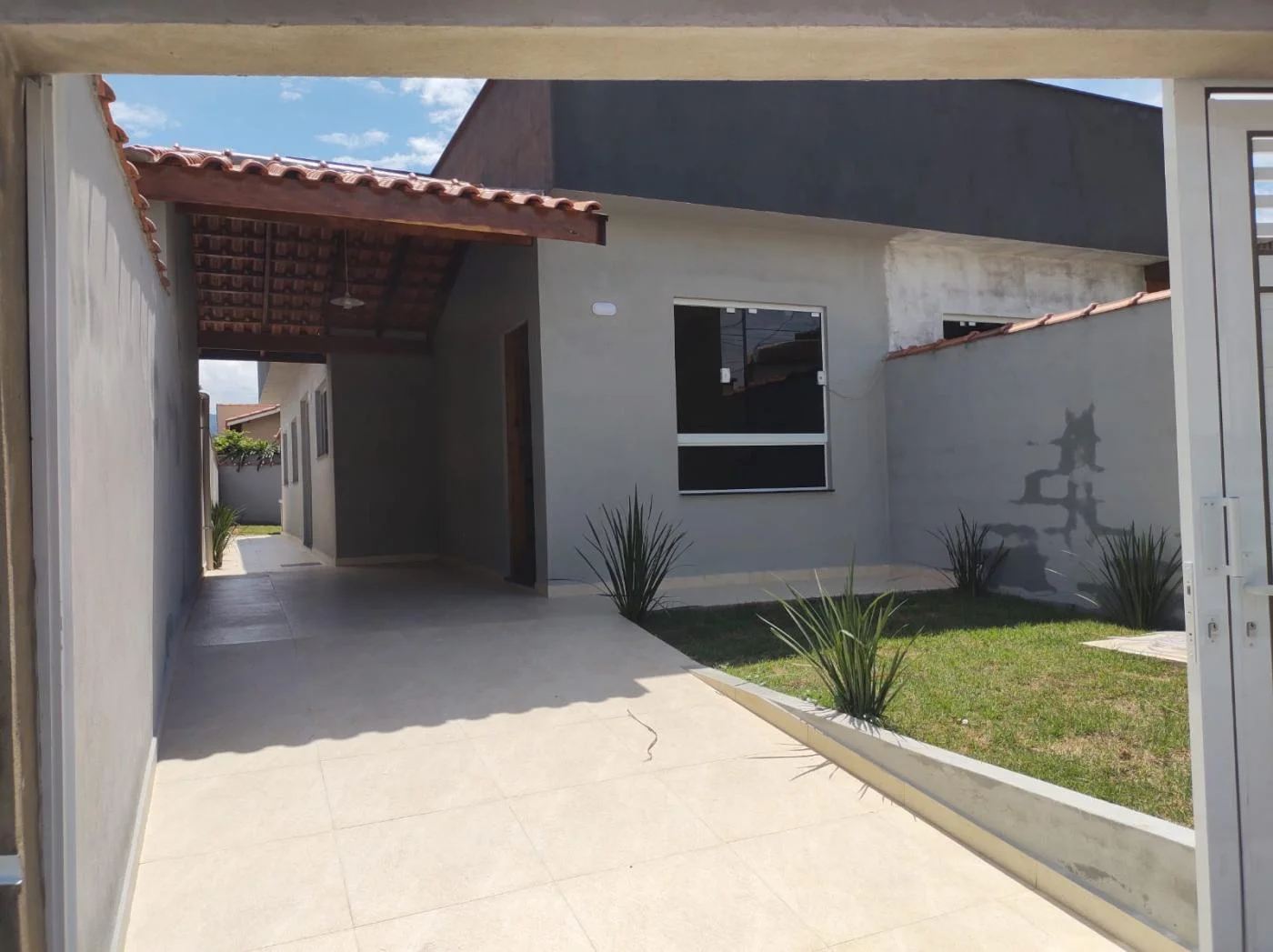 Casa com 2 dormitórios no bairro Estância dos Eucaliptos