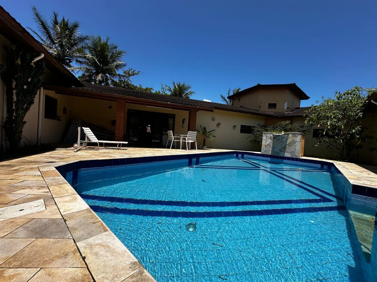 Casa com 5 dormitórios com vista para o mar no bairro Cibratel 1