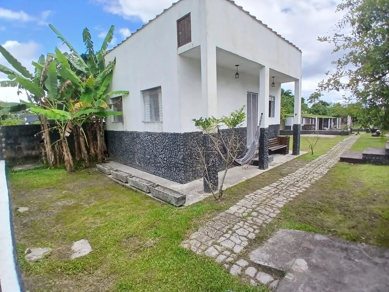 Fachada Kitnet