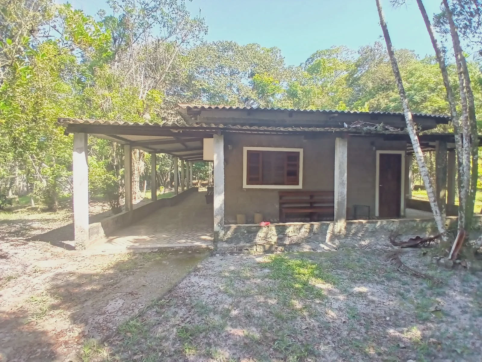 Chácara com 2 dormitórios próximo à praia no bairro Coronel
