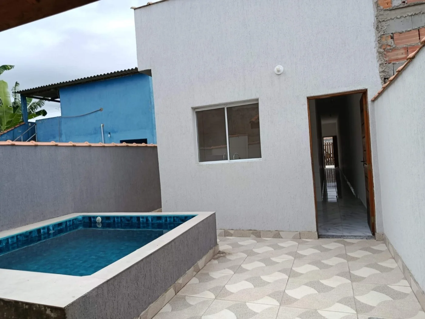 Casa com 2 dormitórios no bairro Campos Elísios