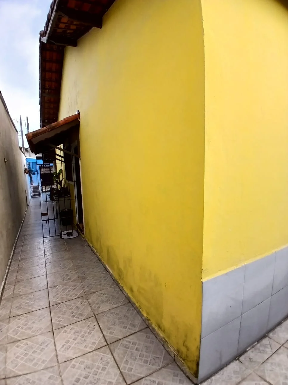 0d081fc8-3d24-4596-b0d2-d6a6a60a1d0e.jpg